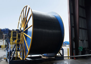 What are the main forms of cable reels?